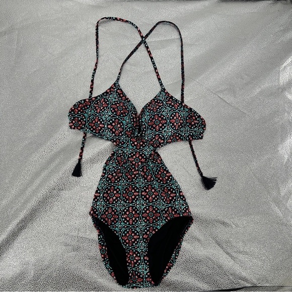 Michael Kors Nui Cut Out Maillot One-Piece Swimsuit Size 14 - Picture 4 of 7